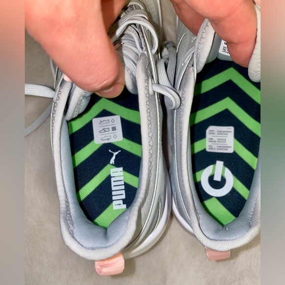 Puma Gray and White Sneakers Sleek Cushioned Design - Picture 5 of 8